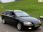 Volvo V70 2.4 170pk AUT/CLIMA/ELEC+VERW SPIEGELS+STOELEN+MEM, Zwart, Zwart, 2435 cc, 170 pk