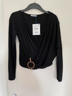 Nieuw met prijsk zwart overslagtruitje van Zara maat S, Kleding | Dames, Nieuw, Ophalen of Verzenden, Maat 36 (S), Zara
