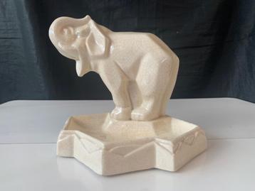 art deco craquele olifantje beschikbaar voor biedingen