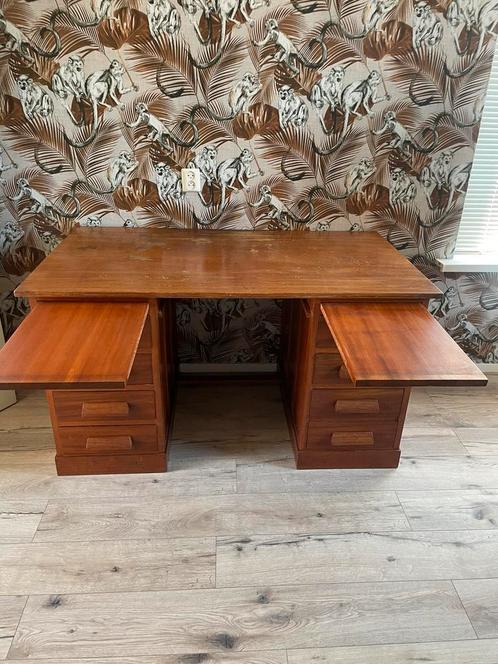 Oud antiek houten bureau, Antiek en Kunst, Antiek | Kantoor en Zakelijk, Ophalen