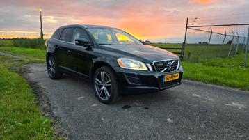 Volvo XC60 3.0 T6 AWD Geartronic 2011 Zwart / Four - C   beschikbaar voor biedingen