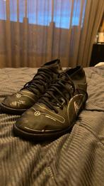 Zaal voetbal schoenen, Kleding | Heren, Schoenen, Ophalen of Verzenden, Zo goed als nieuw, Zwart