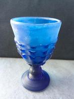 Kobaltblauwe glazen kelk, handgemaakt, met afbreekpunt, oud?, Antiek en Kunst, Antiek | Glas en Kristal, Ophalen of Verzenden