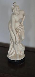 Beeld "Badende Venus", Ophalen of Verzenden