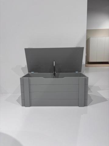 Woood Dennis Speelgoedkist Betongrijs beschikbaar voor biedingen