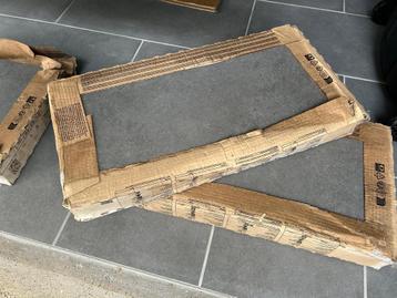 Te koop: 2 dozen met nieuwe grijze vloertegels 30x60 cm beschikbaar voor biedingen