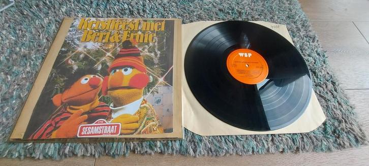 Vinyl LP Kerstfeest met Bert en Ernie. Sesamstraat, Cd's en Dvd's, Vinyl | Kinderen en Jeugd, Gebruikt, Ophalen of Verzenden