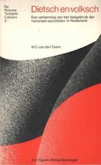 Dietsch en Volksch - M.C. van den Toorn, Boeken, Gelezen, Overige uitgevers, Ophalen of Verzenden, M.C. van den Toorn