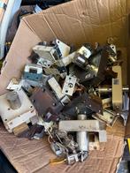 Partij Diverse Sloten met Sleutels, Doe-het-zelf en Verbouw, Hang- en Sluitwerk, Ophalen of Verzenden, Gebruikt, IJzer, Slot