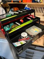 Vishengel koffer plus diverse hengels, Watersport en Boten, Ophalen, Gebruikt