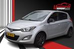 Hyundai i20 1.2 HP i-Motion NL Auto NAP AIRCO (bj 2015), Auto's, Hyundai, Origineel Nederlands, Te koop, Zilver of Grijs, 5 stoelen