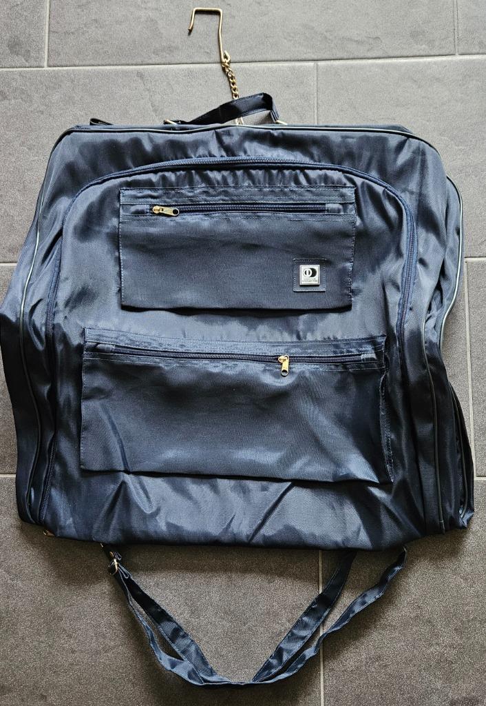 Kleding/reistas donkerblauw & opbergruimte ritsen Dinersclub, Sieraden, Tassen en Uiterlijk, Tassen | Reistassen en Weekendtassen