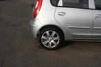 Mitsubishi Colt 1.3 Inform | Airco | Org NL| PDC |, Stof, Gebruikt, Zwart, Metallic lak