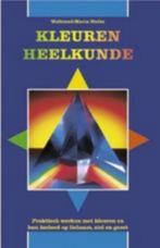 kleuren heelkunde - Waltraud-Maria Hulke, P.H. Geurink, Boeken, Esoterie en Spiritualiteit, Ophalen of Verzenden, Zo goed als nieuw