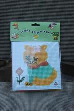 Compleet borduurpakket cross stitch yarn kat 14,5x14cm, Ophalen of Verzenden, Nieuw, Handborduren, Borduurpakket
