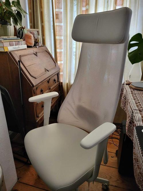 JÄRVFJÄLLET chair (white) like new, Huis en Inrichting, Bureaustoelen, Zo goed als nieuw, Bureaustoel, Wit, Ergonomisch, Ophalen