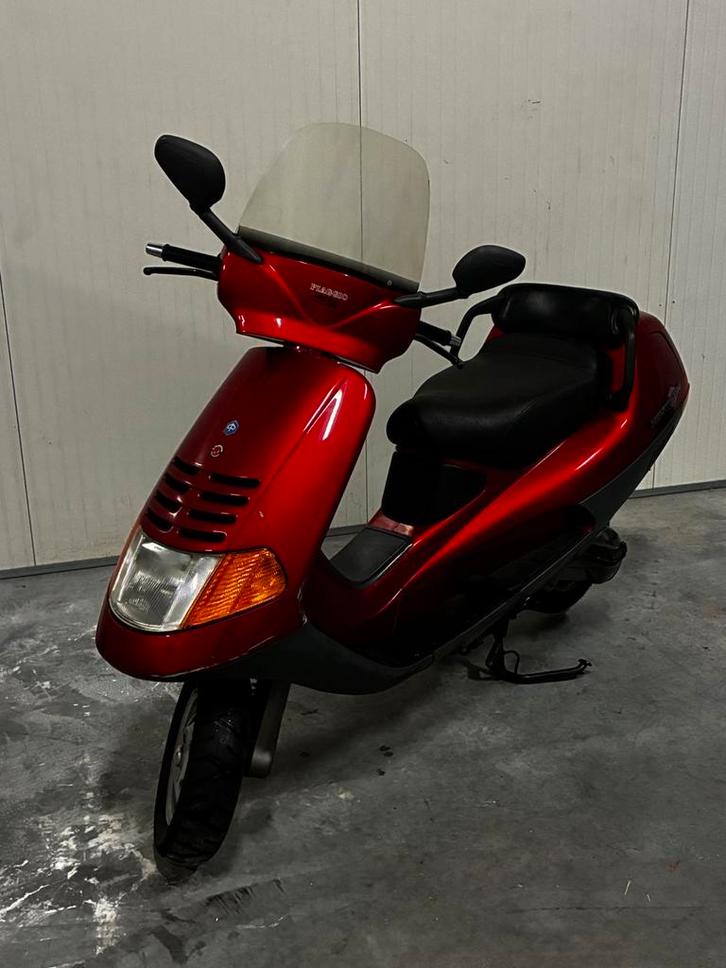 Piaggio hexagon 125cc Perfecte staat!, Fietsen en Brommers, Brommeronderdelen | Algemeen, Zo goed als nieuw, Ophalen of Verzenden