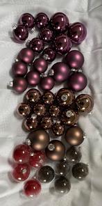 Mooie set kerstballen aubergine paars roos goud bruin, Diversen, Kerst, Ophalen of Verzenden, Zo goed als nieuw