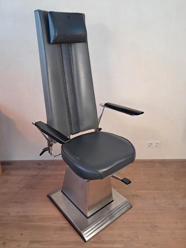 HAEBERLE topkwaliteit Space Age stoel staal skai kunststof, Antiek en Kunst, Kunst | Designobjecten, Ophalen