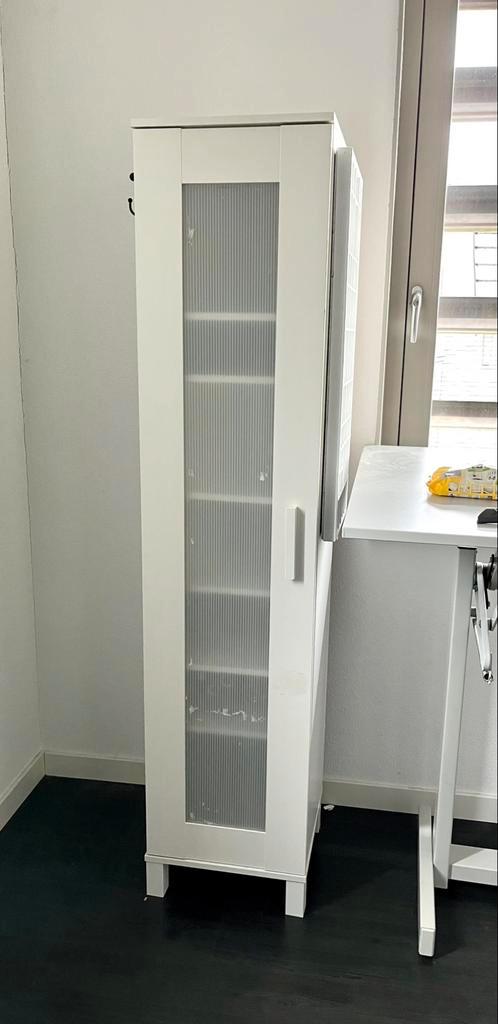 Ikea boekenkast wit hoge smalle kast badkamer kastje, Huis en Inrichting, Kasten | Wandmeubels, Gebruikt, 150 tot 200 cm, Minder dan 150 cm
