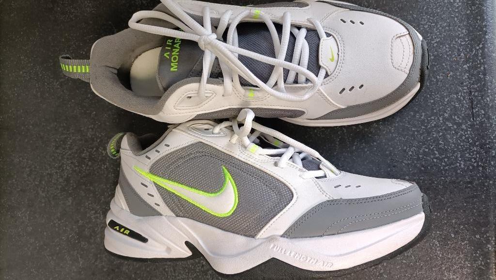 ≥ Nieuw Nike Air Monarch maat 42 — Schoenen — Marktplaats