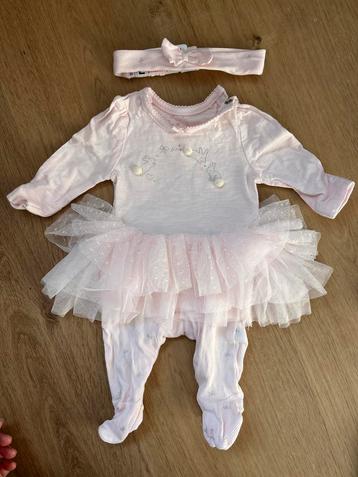 (Newborn) Nieuw | Roze Pakje Tutu met Haarbandje beschikbaar voor biedingen