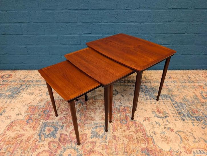Vintage sidetables | mimiset, Møbelintarsia, jaren 60, Huis en Inrichting, Tafels | Sidetables, Zo goed als nieuw, 25 tot 50 cm