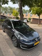 Volkswagen Golf 1.4 TSI Phev 204pk 5D DSG 2015 Zwart, Auto's, Volkswagen, 4 cilinders, Zwart, 1395 cc, 1499 kg