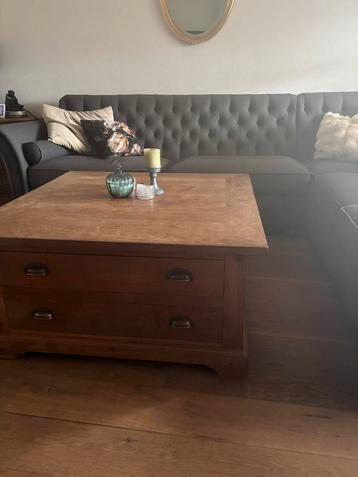 Teakhouten Salontafel met Lades beschikbaar voor biedingen
