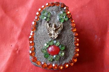 Thaise amulet- Boeddha/Garuda prachtig bewerkt met steentjes beschikbaar voor biedingen