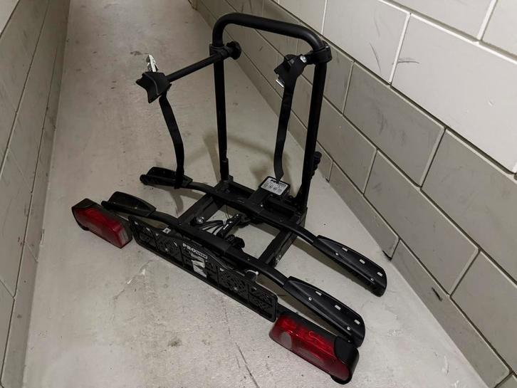 Pro User fietsendrager voor 2 fietsen, Auto diversen, Fietsendragers, Zo goed als nieuw, Trekhaakdrager, Ophalen