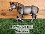 Schleich 13626 Percheron merrie met vaantje uit 2008, Ophalen of Verzenden, Zo goed als nieuw, Paard, Beeldje of Figuurtje