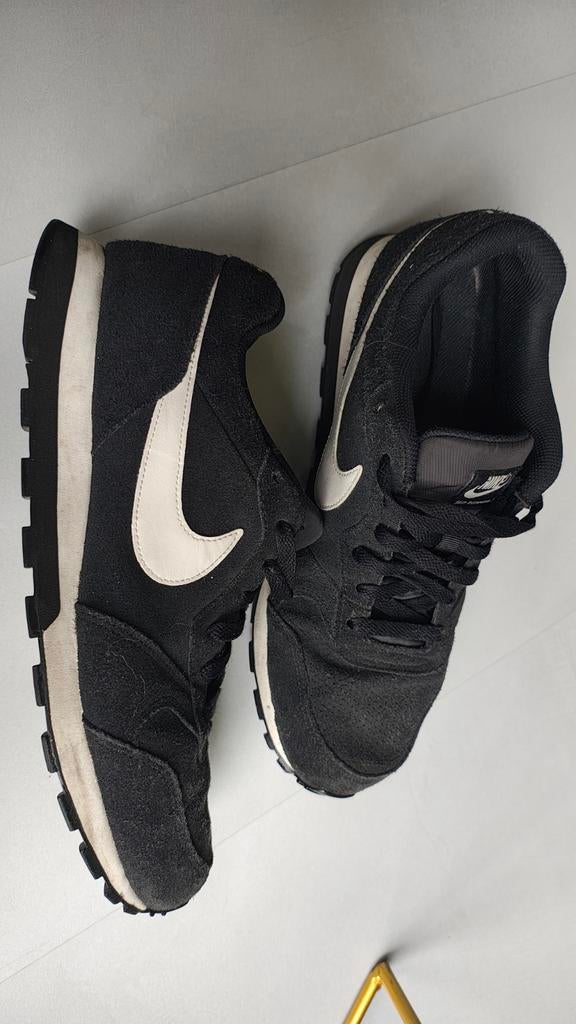Nike MD Runner Zwart Suède - Maat 46 (valt als 45), Zwart, Nike, Ophalen of Verzenden, Sneakers of Gympen