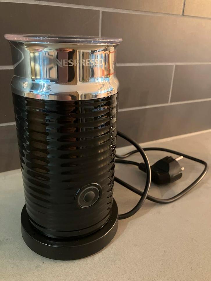 Nieuwe Nespresso Aeroccino Melkopschuimer, Witgoed en Apparatuur, Melkopschuimers, Nieuw, Elektrische melkopschuimer, Ophalen of Verzenden