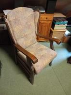 Senioren stoel. Eiken stoel met hoge rug, Ophalen, Hout, Gebruikt, 75 tot 100 cm