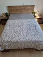 Vedde bedframe 140x200 inclusief matras en nachtkastjes, Ophalen, Zo goed als nieuw, Tweepersoons, Wild eiken