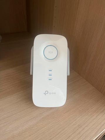 TP-Link RE450 WiFi Versterker beschikbaar voor biedingen