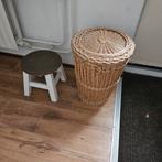 GRATIS krukje en rieten mand. In goede staat, Ophalen, Hout