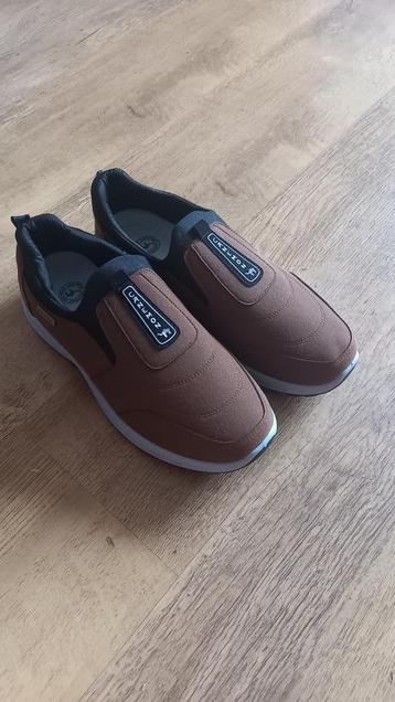Nieuwe herenschoenen maat 44 beschikbaar voor biedingen