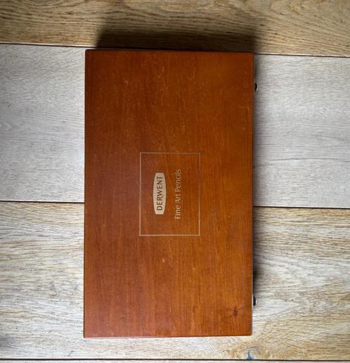 Derwent inktense woodbox Pencils, Hobby en Vrije tijd, Tekenen, Zo goed als nieuw, Potlood of Stift, Ophalen of Verzenden