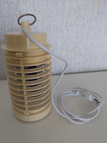 Electronische insectendoder beschikbaar voor biedingen