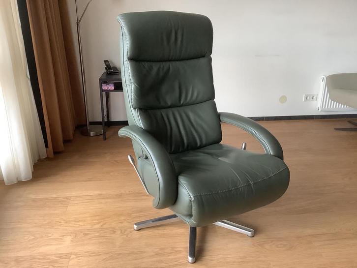 Hukla Relaxfauteuil Leer - Handmatig Verstelbaar . Large., Huis en Inrichting, Fauteuils, Zo goed als nieuw, Leer, 50 tot 75 cm