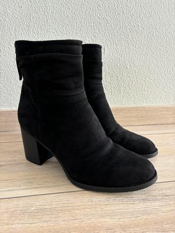 Zwarte enkellaarsjes laarzen schoenen dames maat 40 beschikbaar voor biedingen