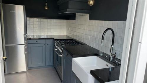 SPOED! Grijze houten keuken incl boretti oven gasplaat, Huis en Inrichting, Keuken | Complete keukens, Gebruikt, Hoekkeuken, Grijs