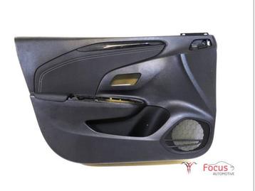 Portierbekleding 4Deurs links-voor van een Opel Corsa beschikbaar voor biedingen