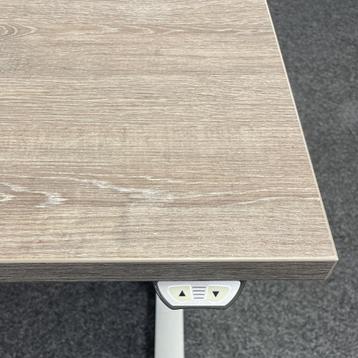 Zit-Sta Bureau - Elektrisch Verstelbaar | 160 x 80 cm beschikbaar voor biedingen