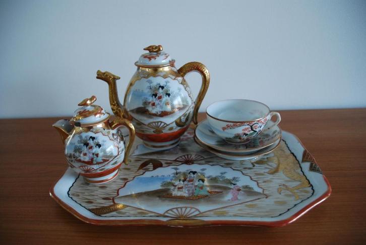 Satsuma dienblad , kopje, thee en melkkan., Antiek en Kunst, Antiek | Porselein, Ophalen of Verzenden