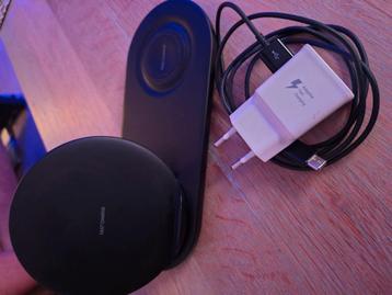 Samsung 3 in 1 lader.  beschikbaar voor biedingen