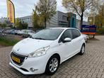 Peugeot 208 1.2 VTi Style - NAVIGATIE - LMV - CRUISE - NETJE, Voorwielaandrijving, Euro 5, Gebruikt, Zwart