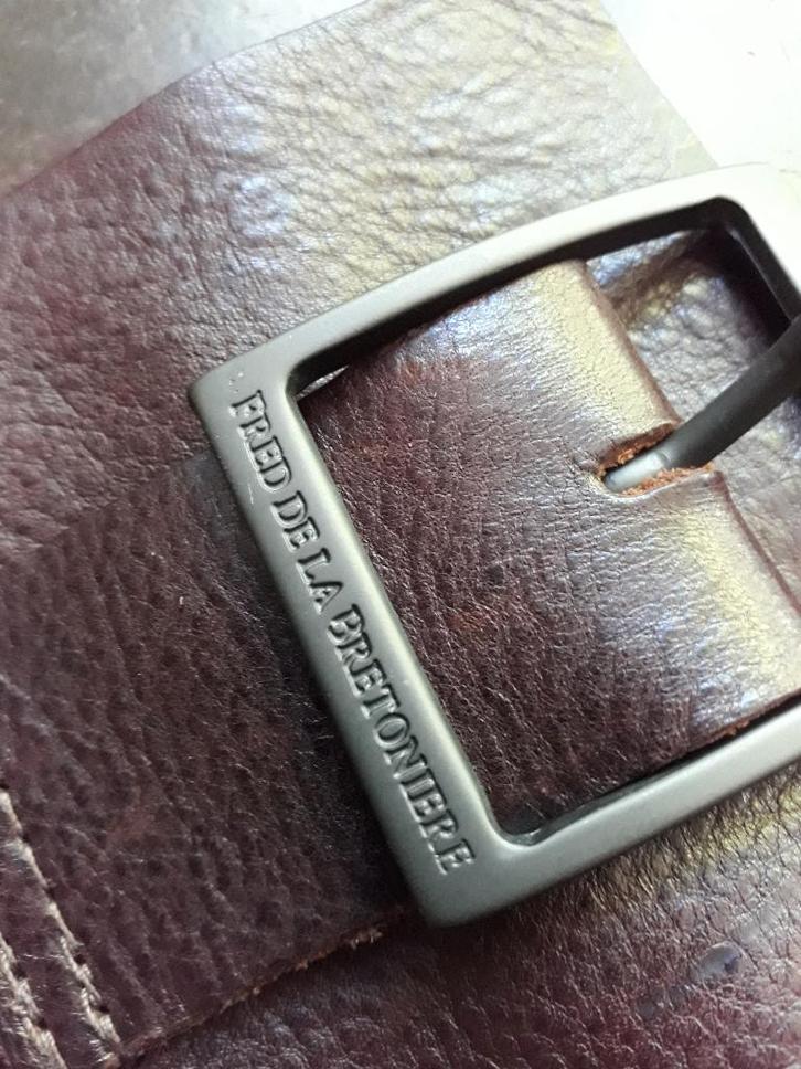 Bruin lederen riem 85 cm Fred de la Bretonniere, Kleding | Dames, Riemen en Ceinturen, Zo goed als nieuw, 80 tot 90 cm, Bruin